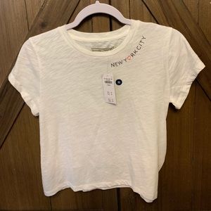 Abercrombie woman’s xs withe T-shirt